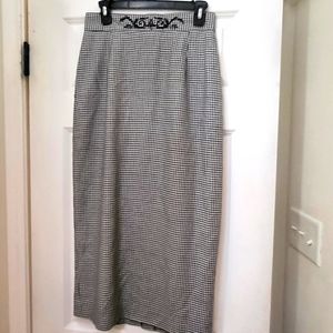 Long cottagecore black and white skirt
